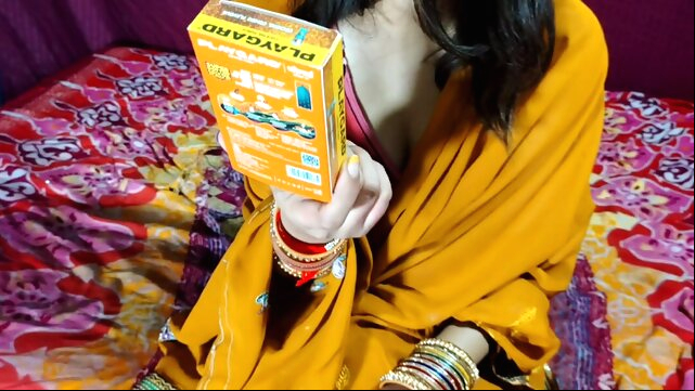 Bhabhi Ji Ne Khud Condom Diye Or Kaha Meri asian mature bdsm
