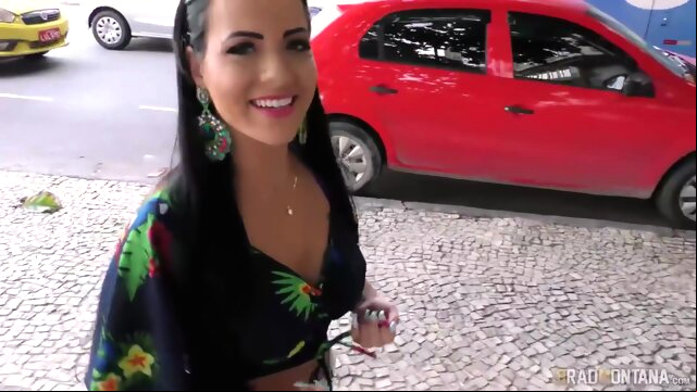Analine - Analine fodendo com quatro anal big ass big tits